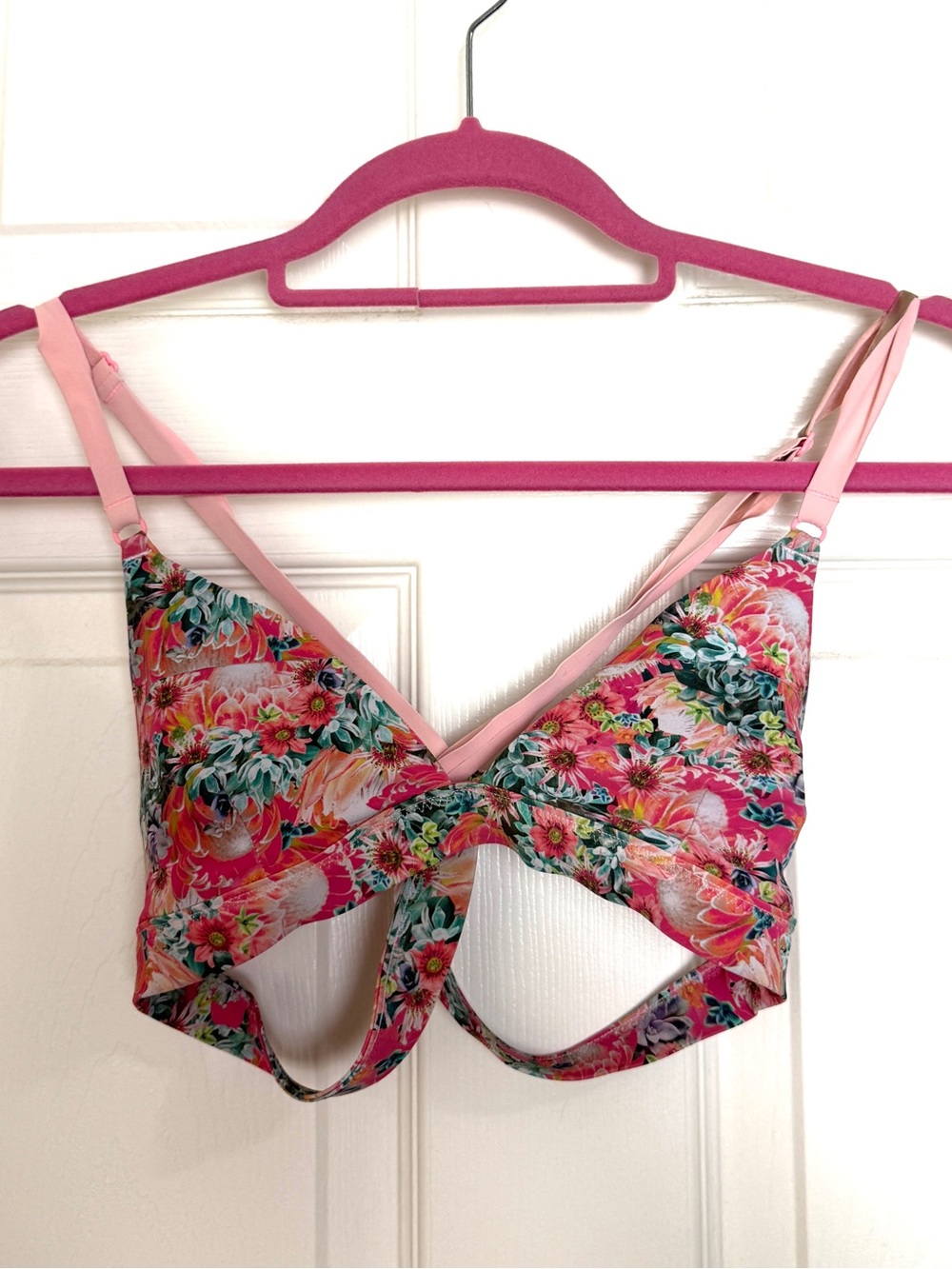 lululemon athletica Floral Pink Multicolor Athletic Bra Womens XS
